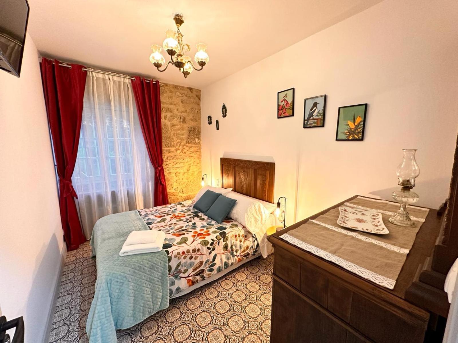 Ferienwohnung A Casa Da Parrula Santiago de Compostela Exterior foto